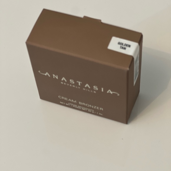 Brand new in box Anastasia Beverly Hills cream bronzer 30ml Golden Tan - Picture 4 of 4